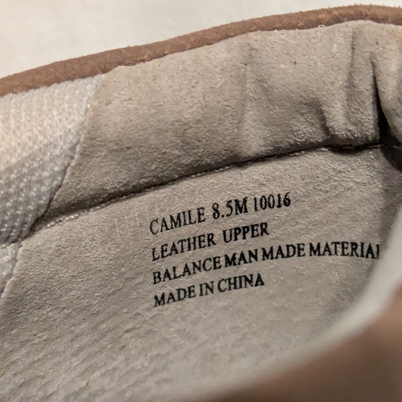 OTBT Camile shoe sz 8.5 tan - Picture 7 of 9